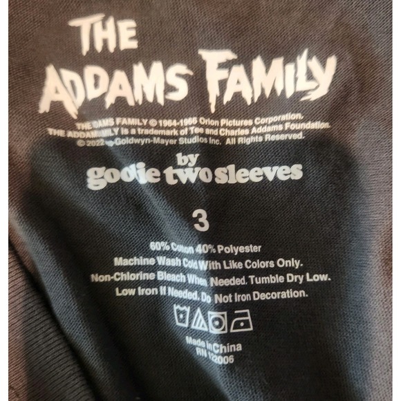 Torrid The Addams Family‎ Classic Cotton Crew Neck Top Tshirt Size 3x - Picture 3 of 4